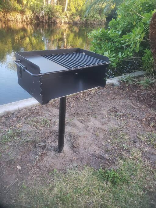 4Br Private Dock, Warm Spring Canal, Kayaks, Canoe هدسون المظهر الخارجي الصورة